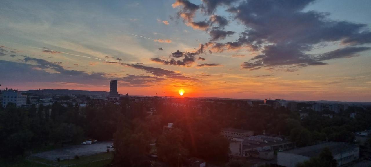 Apartament 12 Floor Mogilska Tower Kraków Zewnętrze zdjęcie